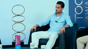کسری طاهری: حتما باید محبت مادرم را جبران کنم