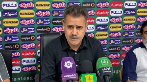 پورموسوی: بازیکنان از نظر روحی مشکل دارند 