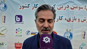 فهیم: شبکه سه باید از استقلال عذر خواهی کند