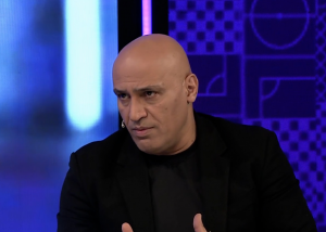 منصوریان: برای جام جهانی با همه مدل تیم باید بازی کنیم