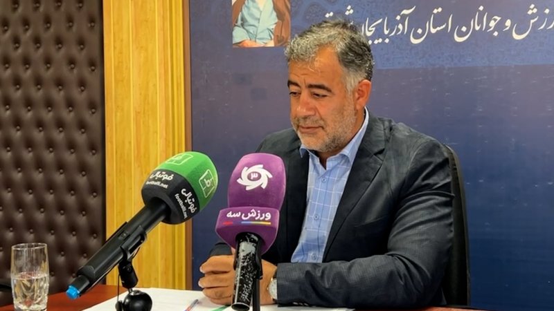 مدیرکل ورزش تبریز: آنها استادیوم کیش را خراب کردند!