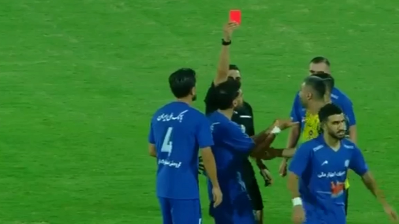 اخراج شریفی و استقلال خوزستان ده‌نفره برابر سپاهان