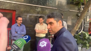 حدادی: امشب درباره ماندن هاشمیان تصمیم می‌گیریم