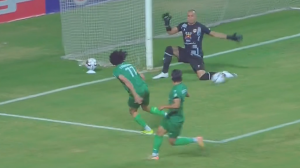 هشت‌پای فولاد ناجی دروازه تیم یحیی برابر شمس‌آذر