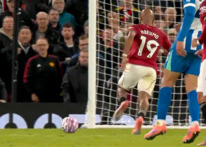 گل چهارم منچستریونایتد به برایتون (امبئومبو)