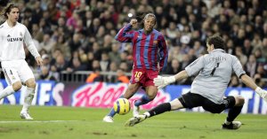 به یادماندنی، گل بی‌نظیر رونالدینیو به رئال مادرید (2005)