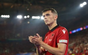 واکنش یاسر آسانی به گل استثنایی مقابل لهستان