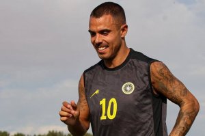 نصیرزاده: آلوز قراردادش را غیرقانونی دستکاری کرد