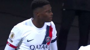 گل اول پاری سن ژرمن به لوریان توسط مندز