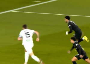 گل دوم منچسترسیتی به سوانسی (مرموش)