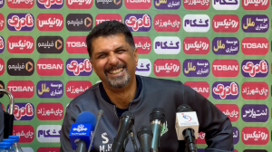 حسینی: تبم جوانی هستیم، توقع زیادی نداشته باشید