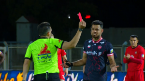 پورعلی‌گنجی پرسپولیس را نجات داد و اخراج شد!