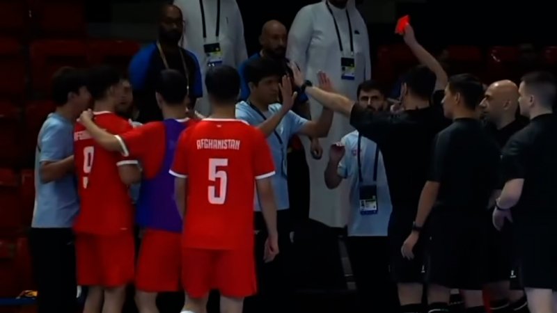 لحظات جنجالی دیدار فوتسال ایران - افغانستان