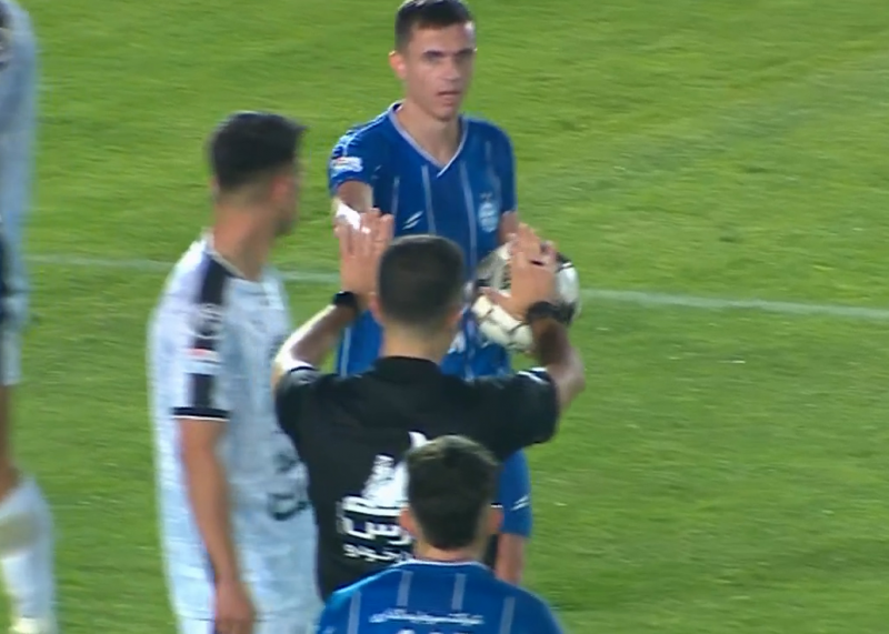 پیام حیدری موقعیت گل استقلال را سوزاند