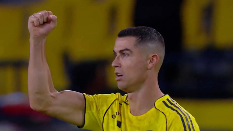 گل اول النصر به الفیحا توسط رونالدو