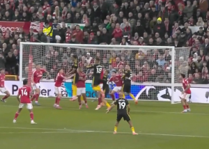 گل اول منچستریونایتد به ناتینگهام فارست (کاسمیرو)