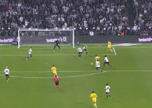 گل دوم فنرباغچه به بشیکتاش (مارکو آسنسیو)