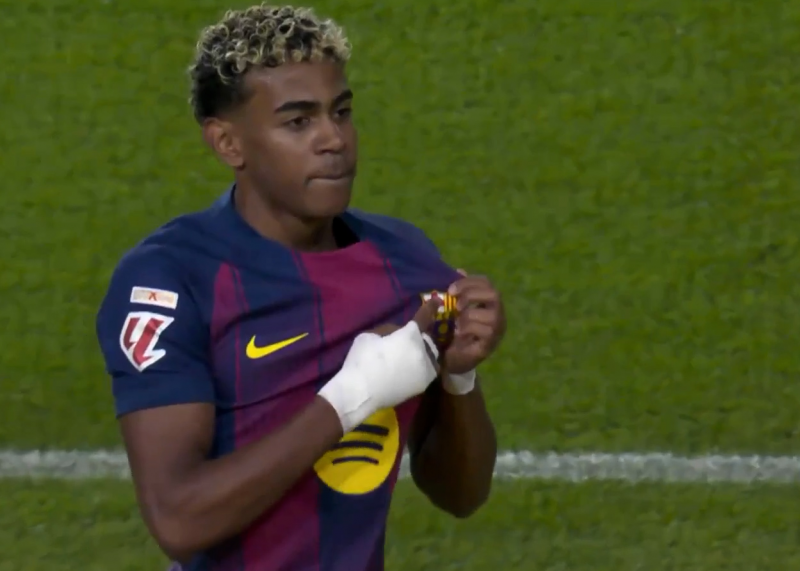 گل اول بارسلونا به الچه (لامین یامال)