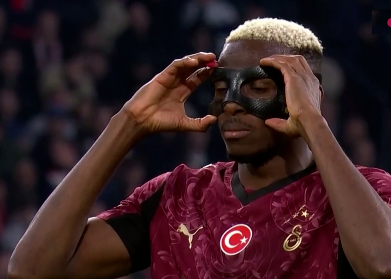 هت‌تریک ویکتور اوسیمین برای گالاتاسرای مقابل آژاکس