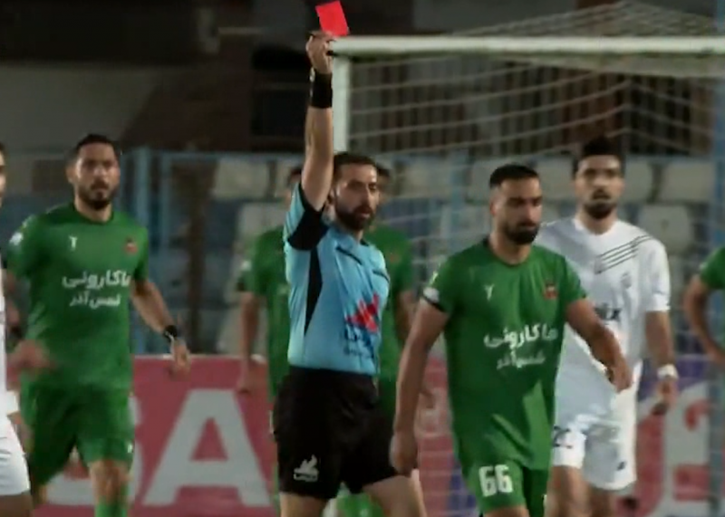 اخراج محمدجواد آزاده و 10 نفره شدن شمس‌آذر