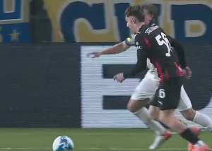 گل اول آث میلان به پارما توسط سلماکرز