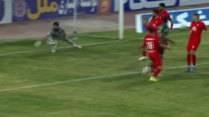 نجات دروازه تراکتور توسط بیرانوند