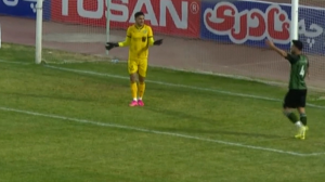 واکنش تماشای دیناروند مقابل تراکتور