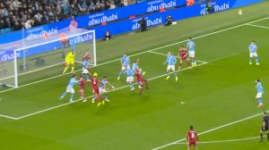 گل مردود لیورپول به منچستر سیتی