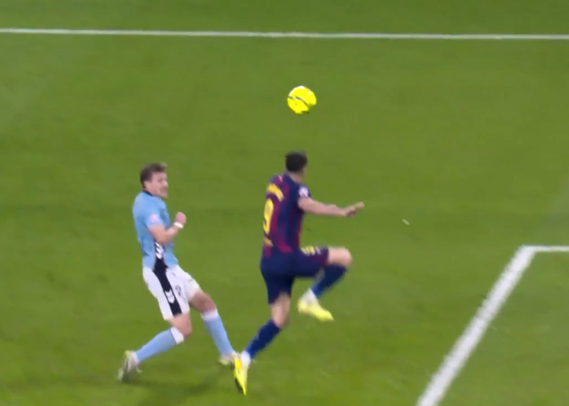 گل دوم بارسلونا به سلتاویگو توسط لواندوفسکی