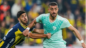 ملی‌پوش ایران مقابل فنرباغچه گل ساخت