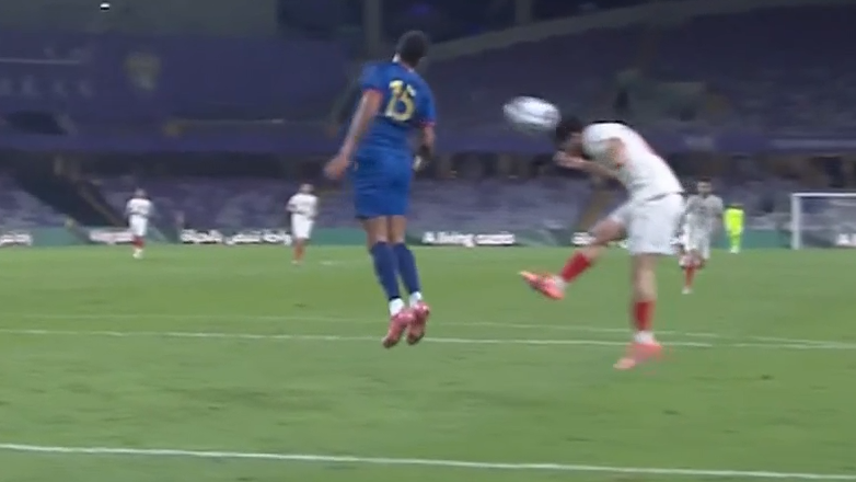 ضربه سر خطرناک هاشم‌نژاد و مهار دروازه‌بان کیپ ورد