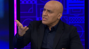 منصوریان: با سرمربی‌های داخلی چکشی برخورد کرده‌ایم