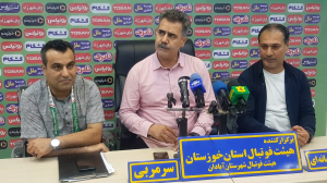 پور موسوی : همه خوزستان بفکر استقلال خوزستان هستند جز مدیران تیم 