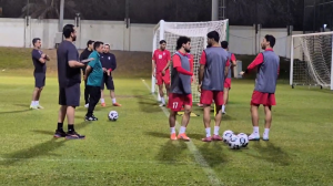 تمرین تیم ملی با نظارت قلعه نویی