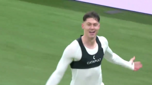 گل چهارم نروژ به ایتالیا (لارسن)