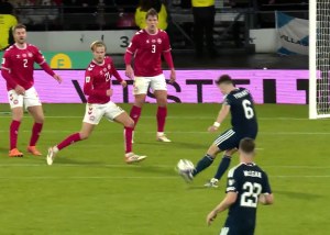 گل سوم اسکاتلند به دانمارک توسط تیرنی