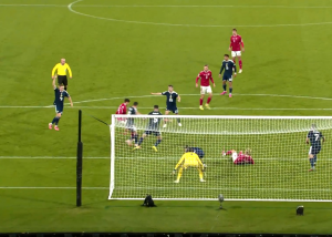 گل دوم دانمارک به اسکاتلند توسط دورگو