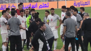 حلقه بازیکنان تیم ملی هنگام تعیین نفرات برای ضربات پنالتی