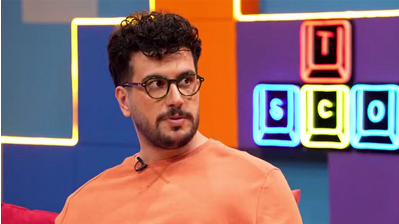 موسوی و محبوبیت بین نوجوانان