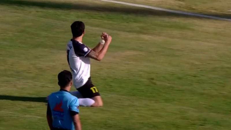 گل اول سپاهان به مس کرمان توسط محمد عسکری