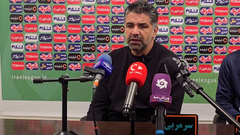 قربانی: برخی بازیکنانم هنوز لیگ یکی فکر می کنند