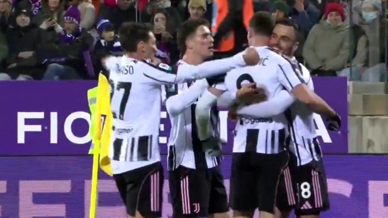 گل اول یوونتوس به فیورنتینا توسط کاستیچ