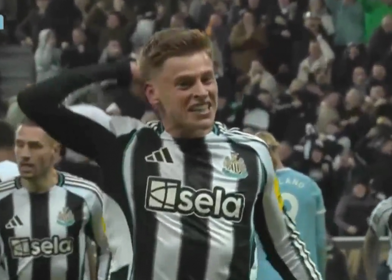 گل دوم نیوکسل به منچسترسیتی توسط بارنس