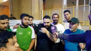 اعتراض هواداران خیبر نسبت به تیم داوری