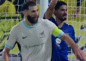 گل اول الاتحاد به الدحیل توسط بنزما