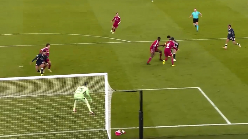 گل سوم آیندهوون به لیورپول توسط دیروئخ