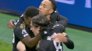 گل اول فولام به تاتنهام (تته)