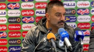 نشست کوتاه و خشمگین حنیف: هر چه گفتید نثار خودتان!