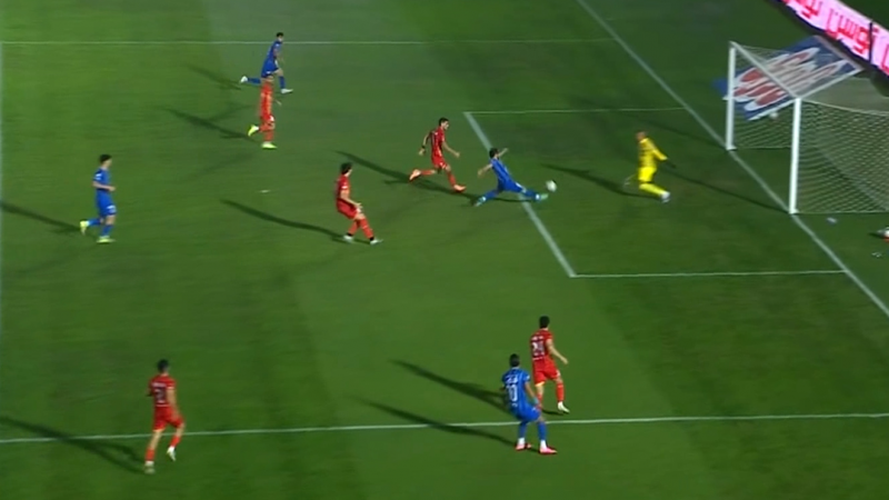 موقعیت گلزنی برای استقلال که از دست رفت