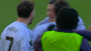 گل دوم منچستریونایتد به کریستال پالاس (مونت)